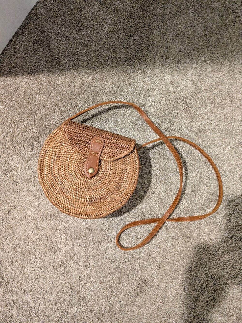 Anthropologie Bali circle crossbody bag - TAN